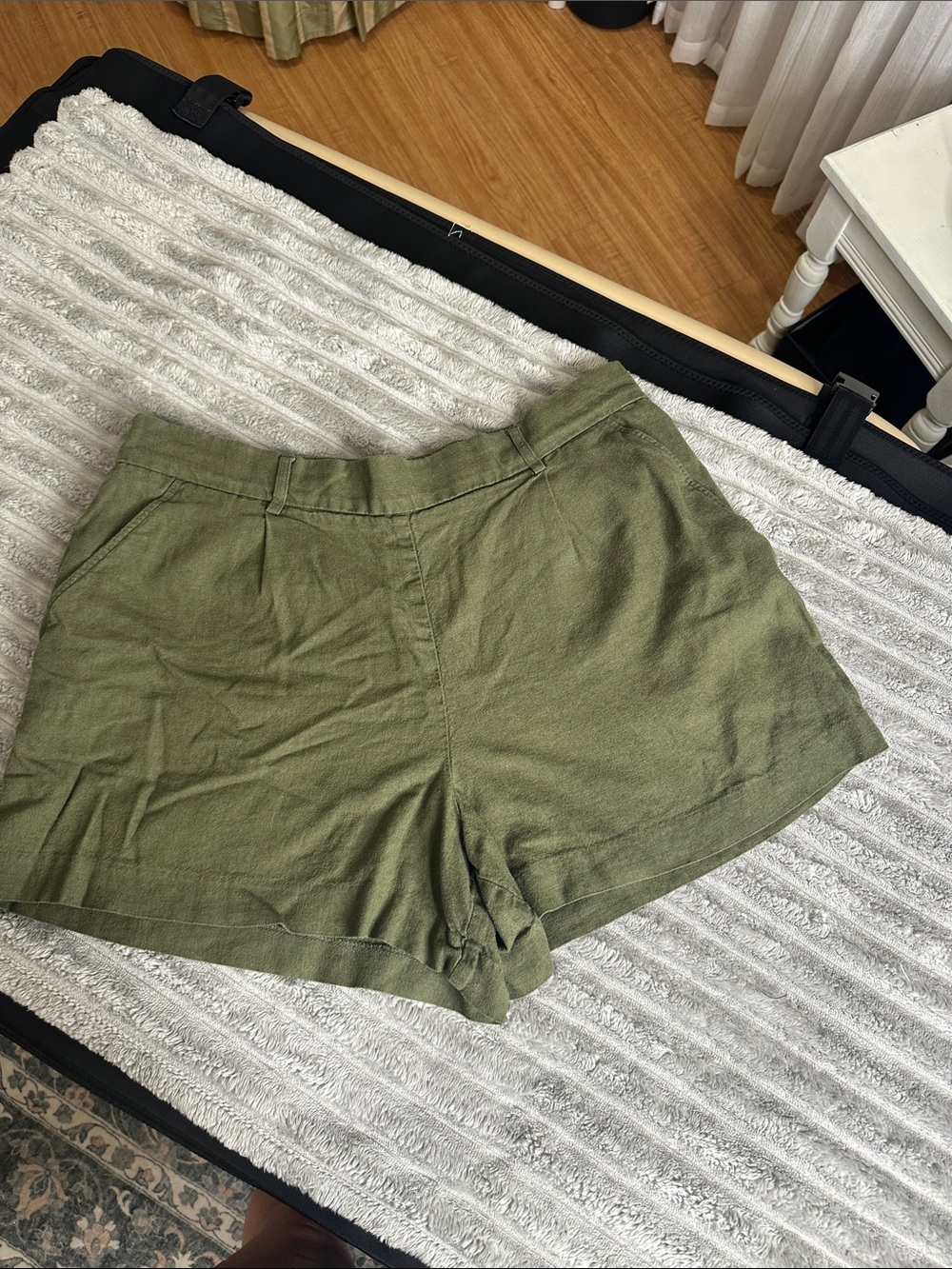 High-Rise Olive Green Women’s Summer Shorts